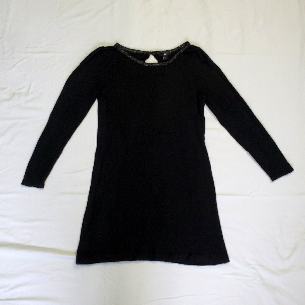 Black Classic Sweater Dress with Keyhole